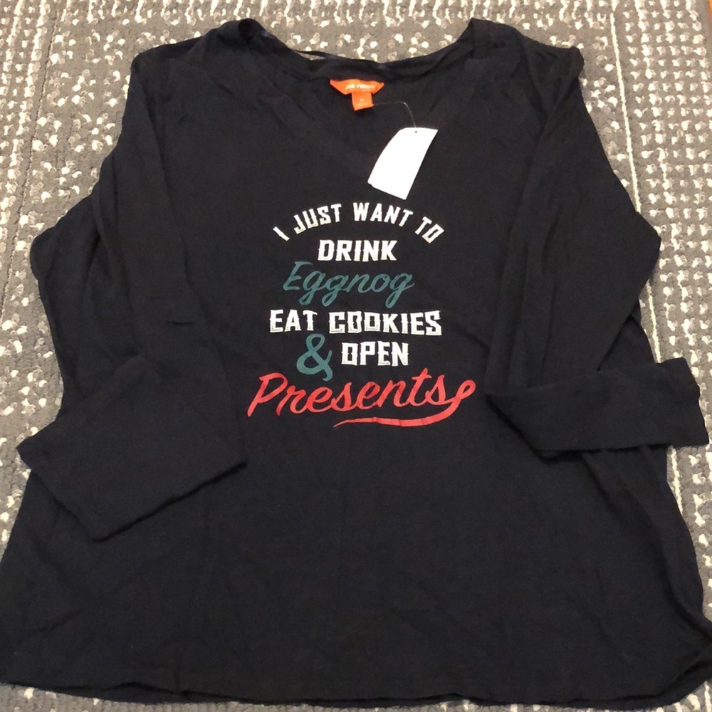 Joe fresh women Christmas tee